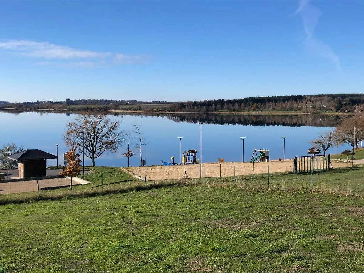 Maison Bord De Lac De Pareloup Salles-Curan 別荘